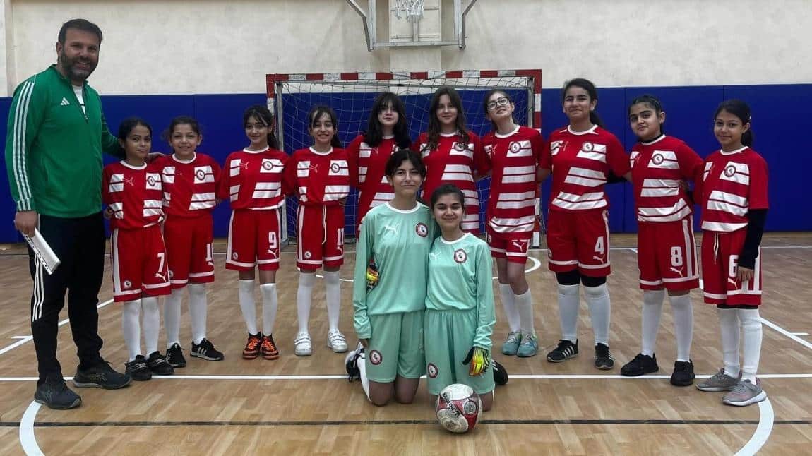 Okulumuz Kız Futsal takımı Bahçelievler ilçe 3. sü oldu
